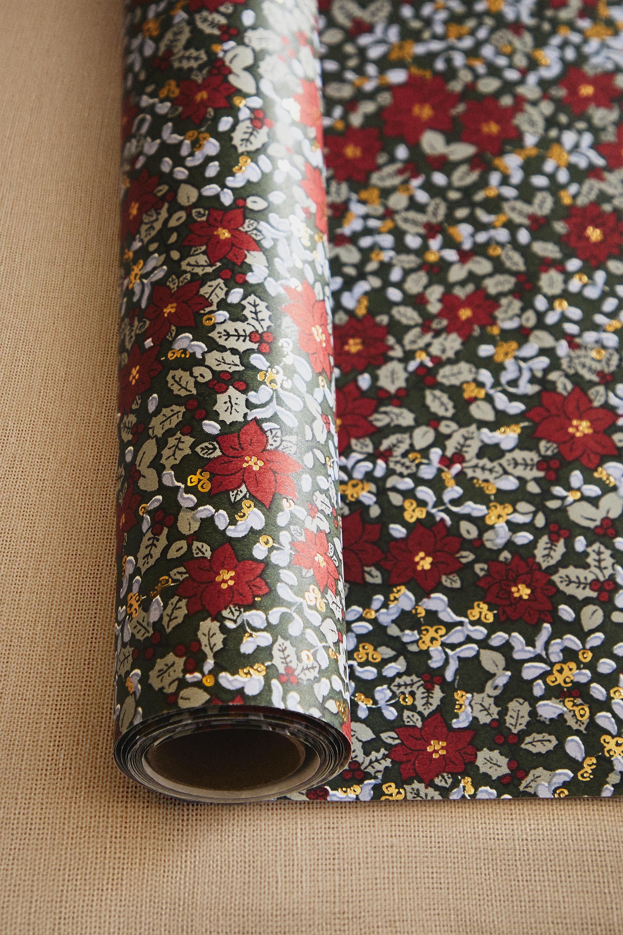 CHRISTMAS FLORAL GIFT WRAPPING PAPER